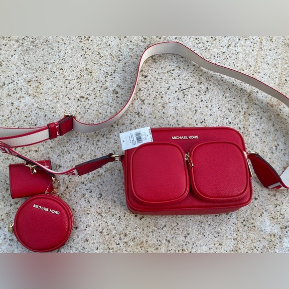 MICHAEL KORS Jet Set Medium Leather Crossbody Bag with Case for airpods NWT - Picture 1 of 13
